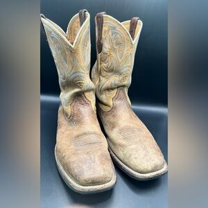 Ariat - Mens Leather Cowboy Boots, Clean up needed with splatter,Size: 10-1-2 EE